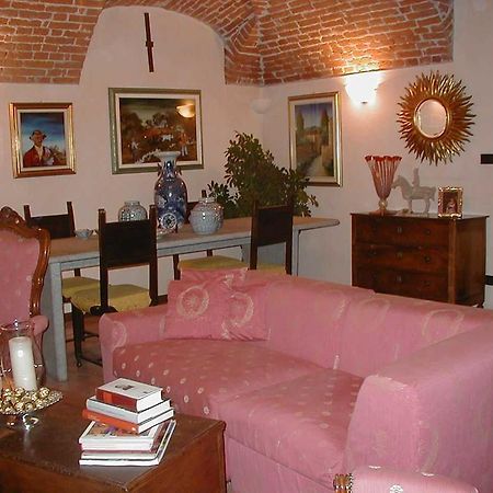 Torre dei Frati Bed&Breakfast Fossano Exterior foto