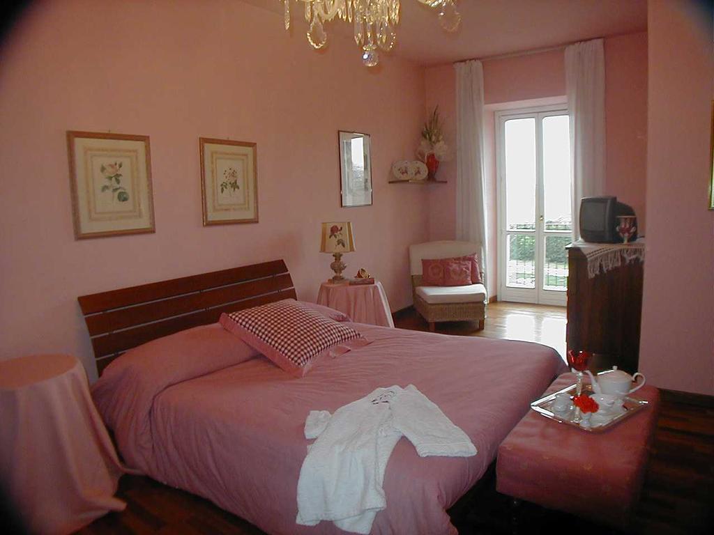 Torre dei Frati Bed&Breakfast Fossano Zimmer foto