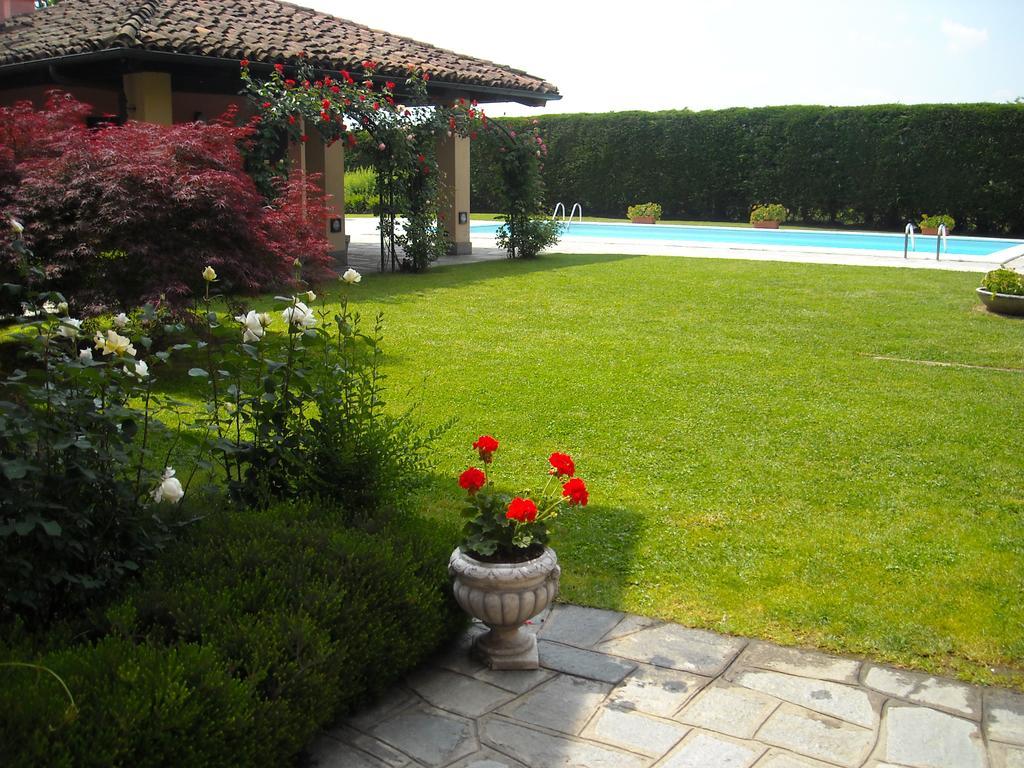 Torre dei Frati Bed&Breakfast Fossano Exterior foto