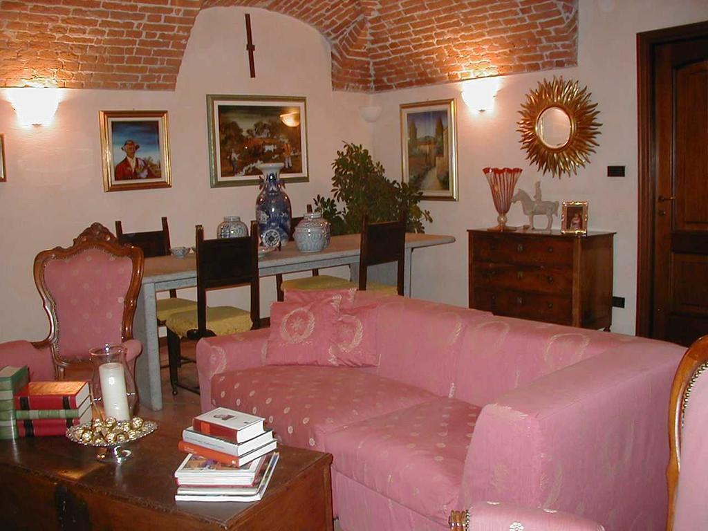 Torre dei Frati Bed&Breakfast Fossano Exterior foto